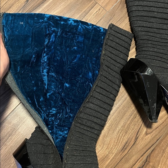 Irregular Choice Black Ribbed Boots with Angular Heels - Picture 4 of 5